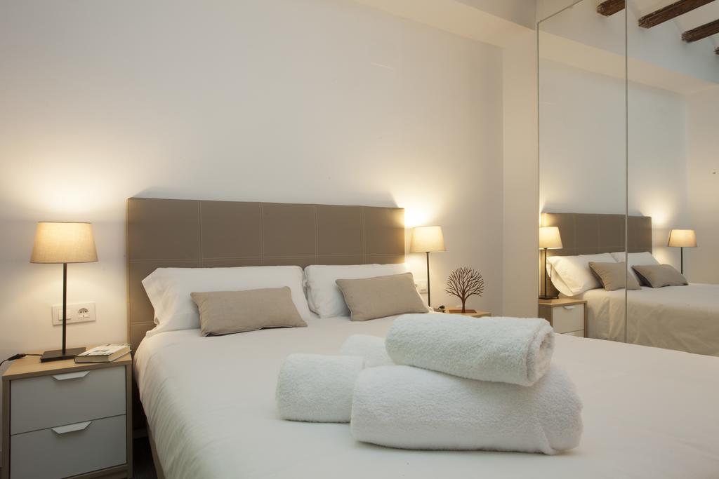 Singularstays Mercado Apartment Valencia